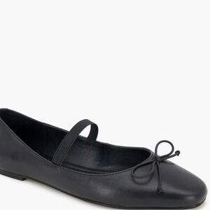 Kenneth Cole Elegant Black Flats with Bow